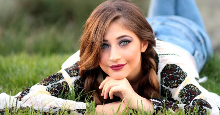 Today’s Top Stylist Secrets To Create Gorgeous Locks