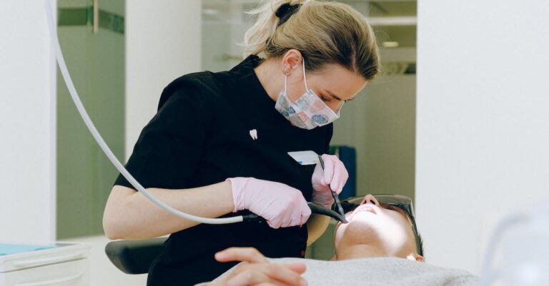 Advice That Works When You Want To Whiten Your Teeth